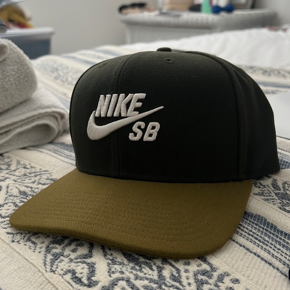 Nike SB SnapBack